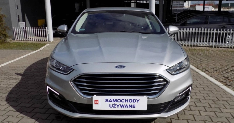 Ford Mondeo cena 88888 przebieg: 59700, rok produkcji 2020 z Szczecin małe 704